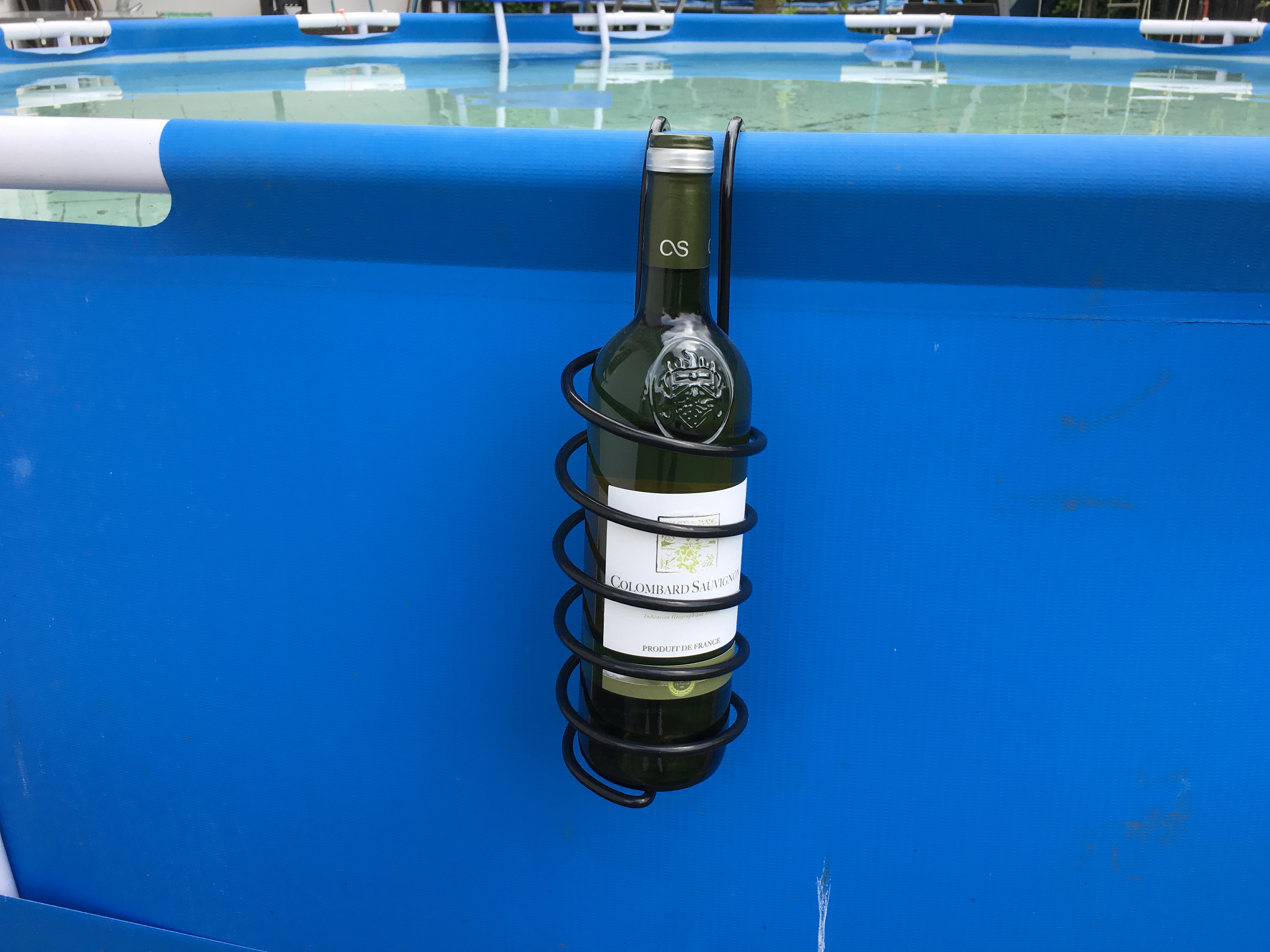 Flaschenhalter für Bier und Wein aus Metall für Balkon oder Pool - rostfrei ideal für Garten - Vorschau 3