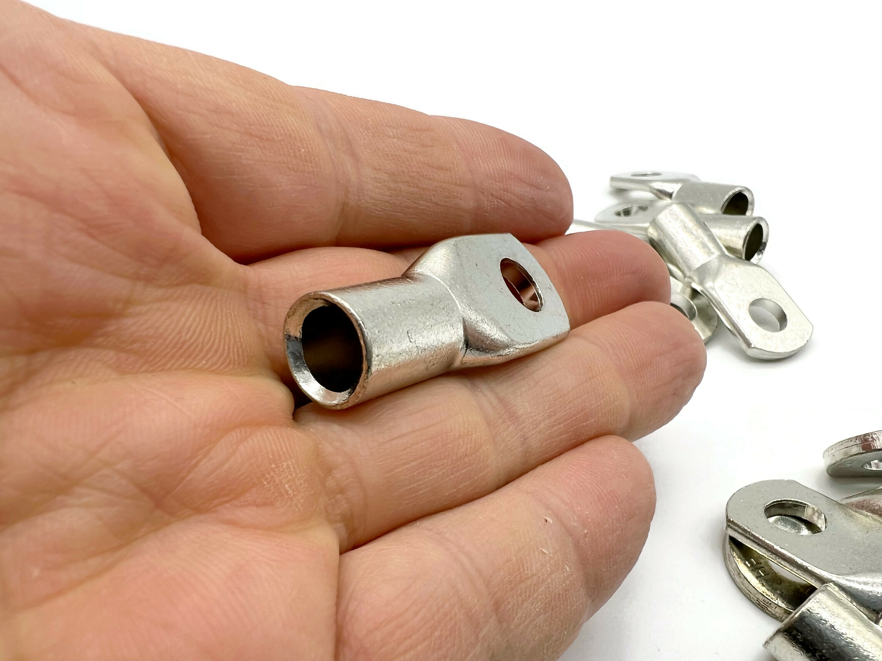 Kabelschuh 35mm2 M8 20x für Batteriekabel - stabile Verbindungen für Automobilanwendungen - Vorschau 6