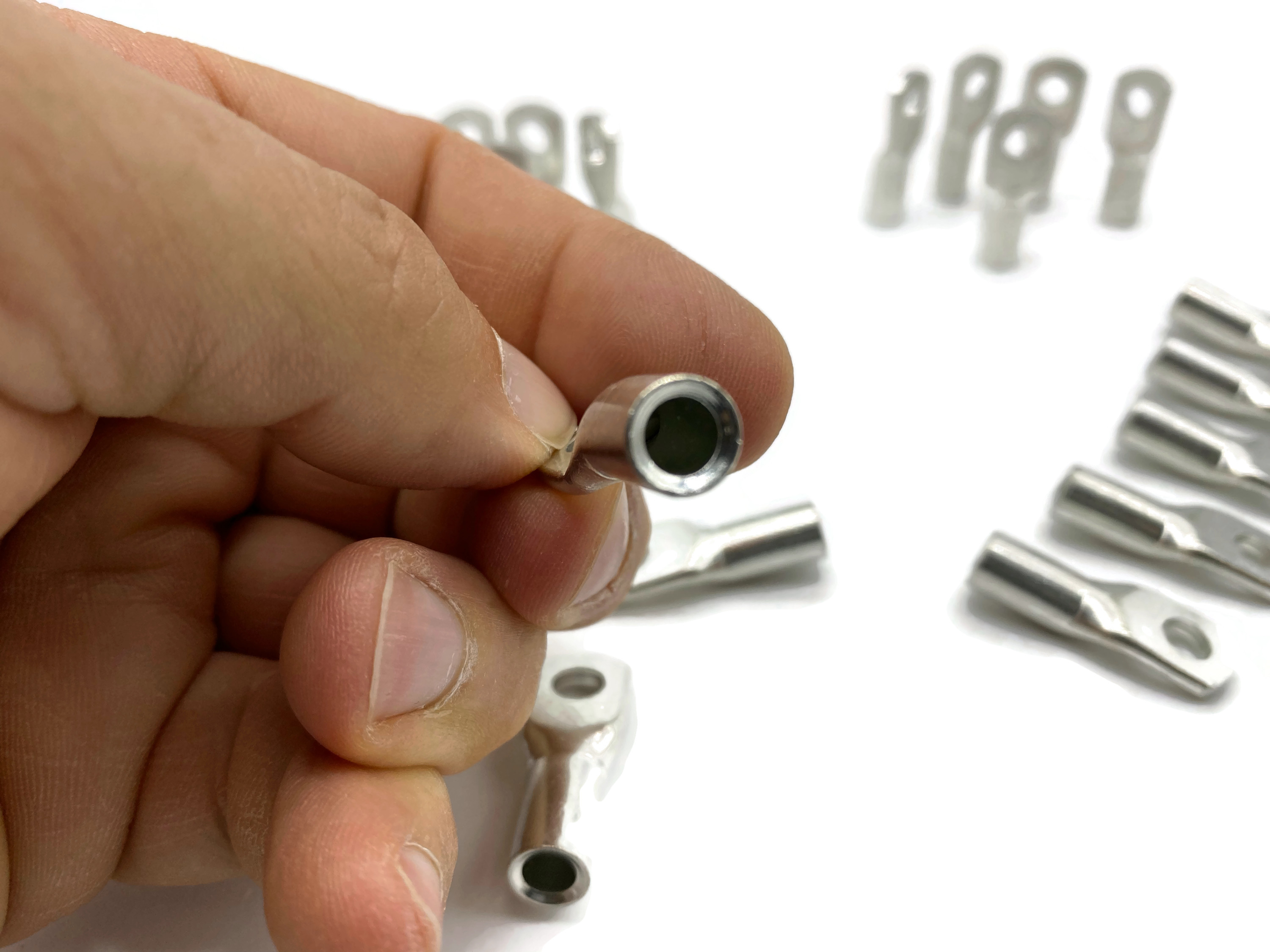 Kabelschuh 16mm² M6 20x für Batteriekabel mit 6mm Schraubenöffnung 4,5mm Durchmesser - Vorschau 7