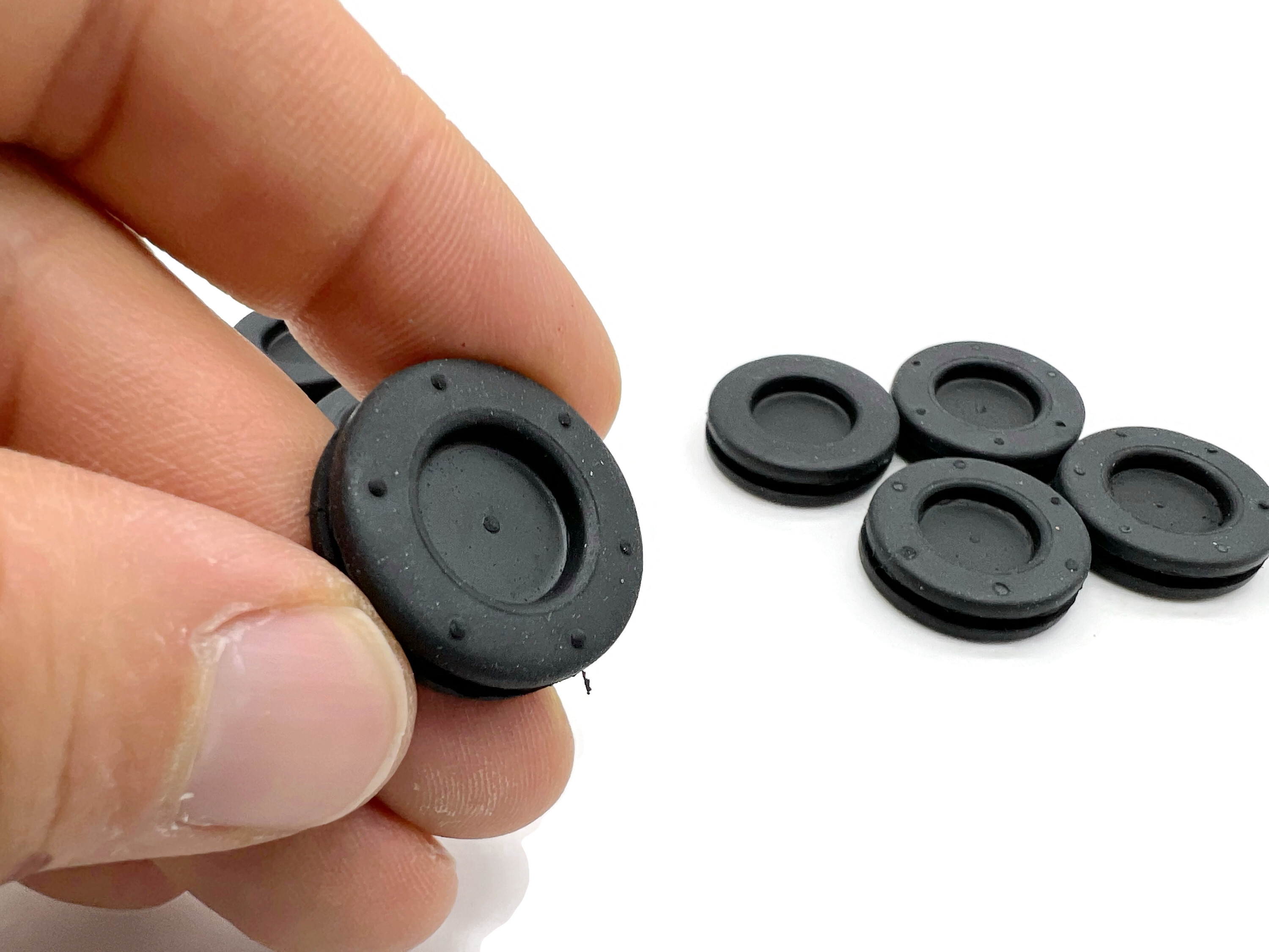 10x Kabeltülle 13,5mm geschlossen Gummitülle Kabeldurchführung Schwarz - Vorschau 4