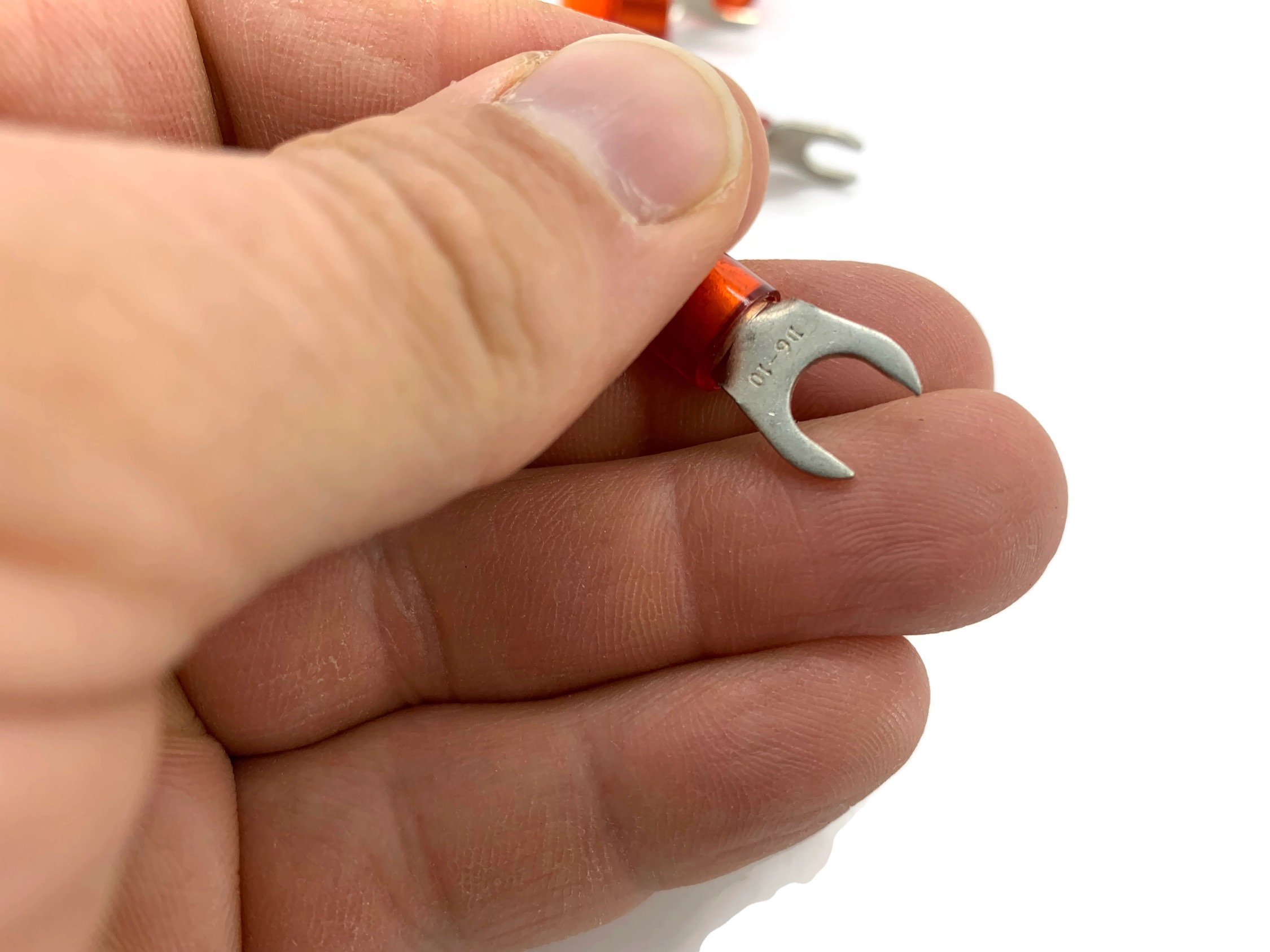 eXODA Gabelkabelschuh 6mm2 bis 10mm2 M6 isoliert 4x Ringöse Pressöse Quetschkabelschuhe rot - Vorschau 3
