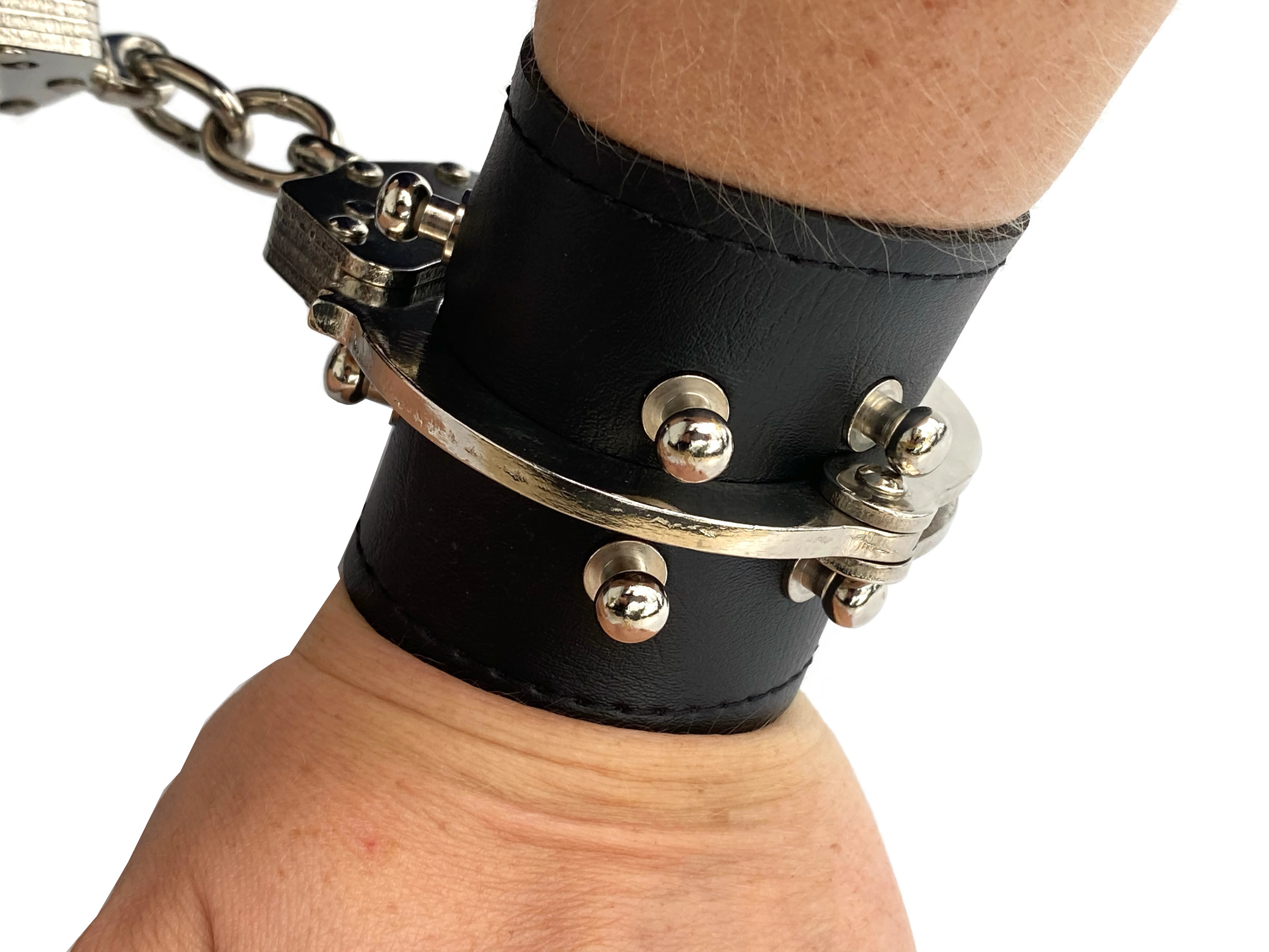 Lederschutz für Handschellen Damengröße M Armband mit Führung - Vorschau 5