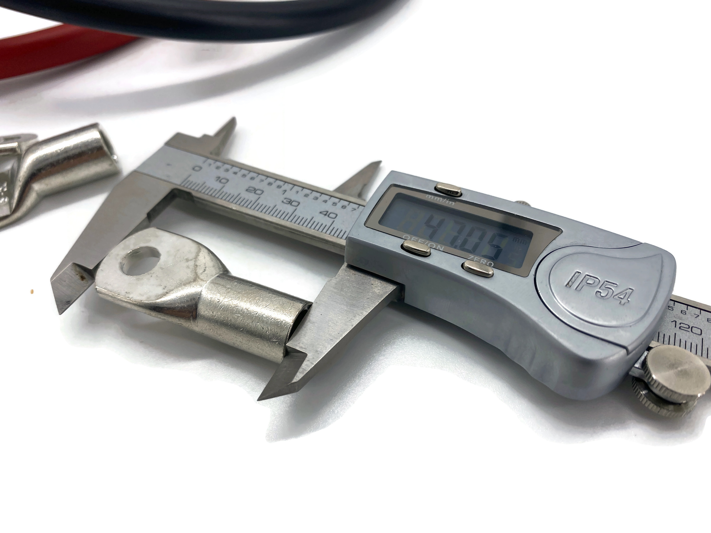 1m Batteriekabel Set 50mm2 4x M8 Kabelschuhe Rot Schwarz hohe Leistung langlebige Verarbeitung - Vorschau 6
