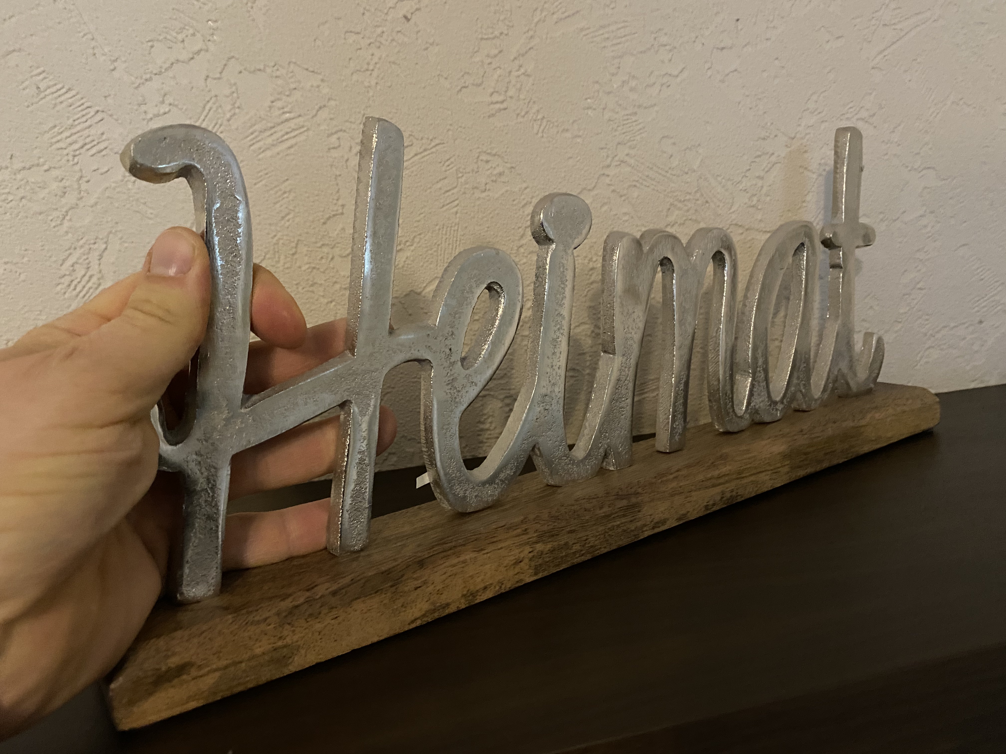 Schriftzug Heimat Aluminium auf Mangoholz Sockel Deko Design - Vorschau 4