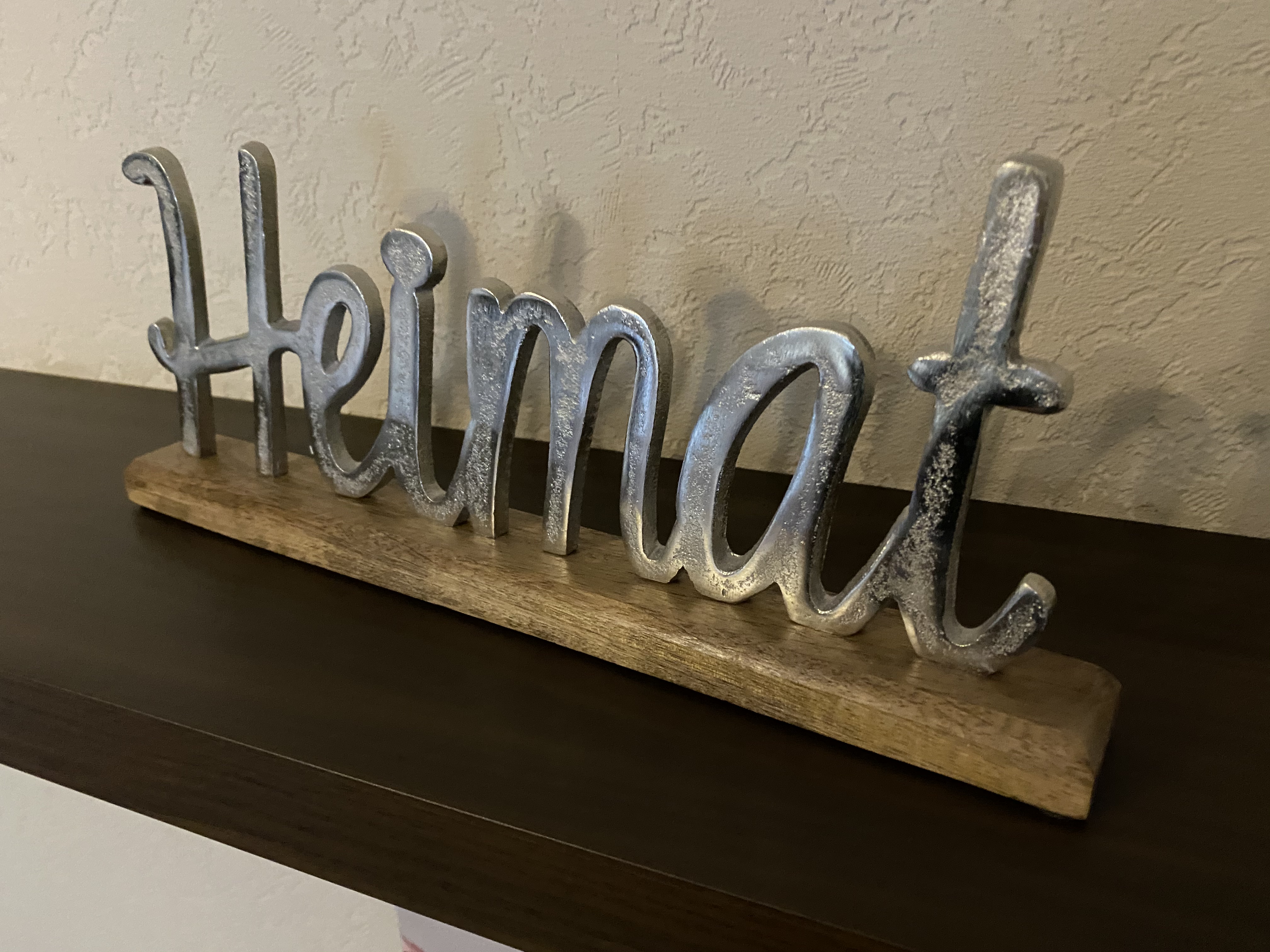 Schriftzug Heimat Aluminium auf Mangoholz Sockel Deko Design - Vorschau 2