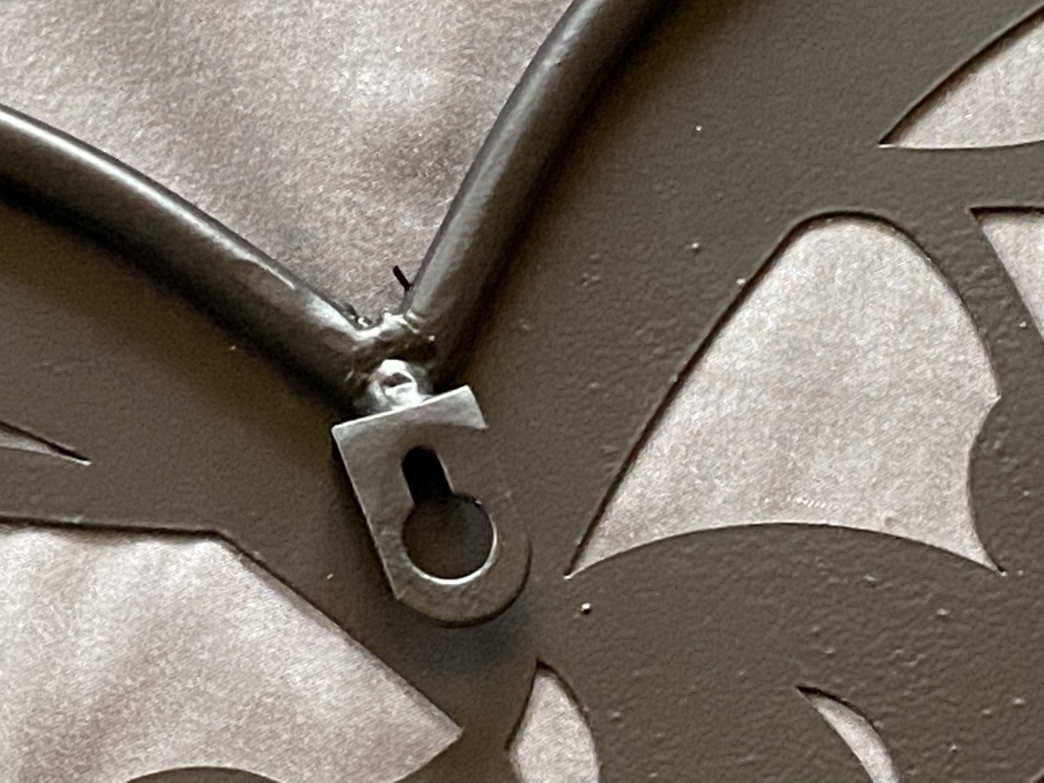 Wandrelief Herzranke dunkelbraun mit Metallkugel für dekorative Wandgestaltung - Vorschau 6