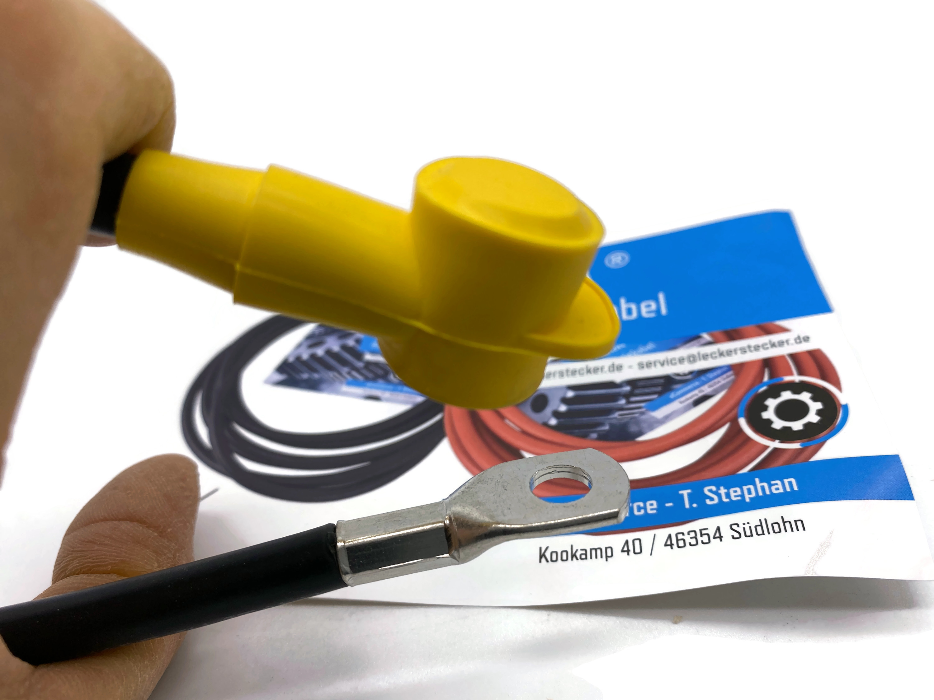 Batteriekabel 25 mm² 30cm mit Kabelschuhen M8 Schwarz mit Polschutzkappe - Vorschau 5