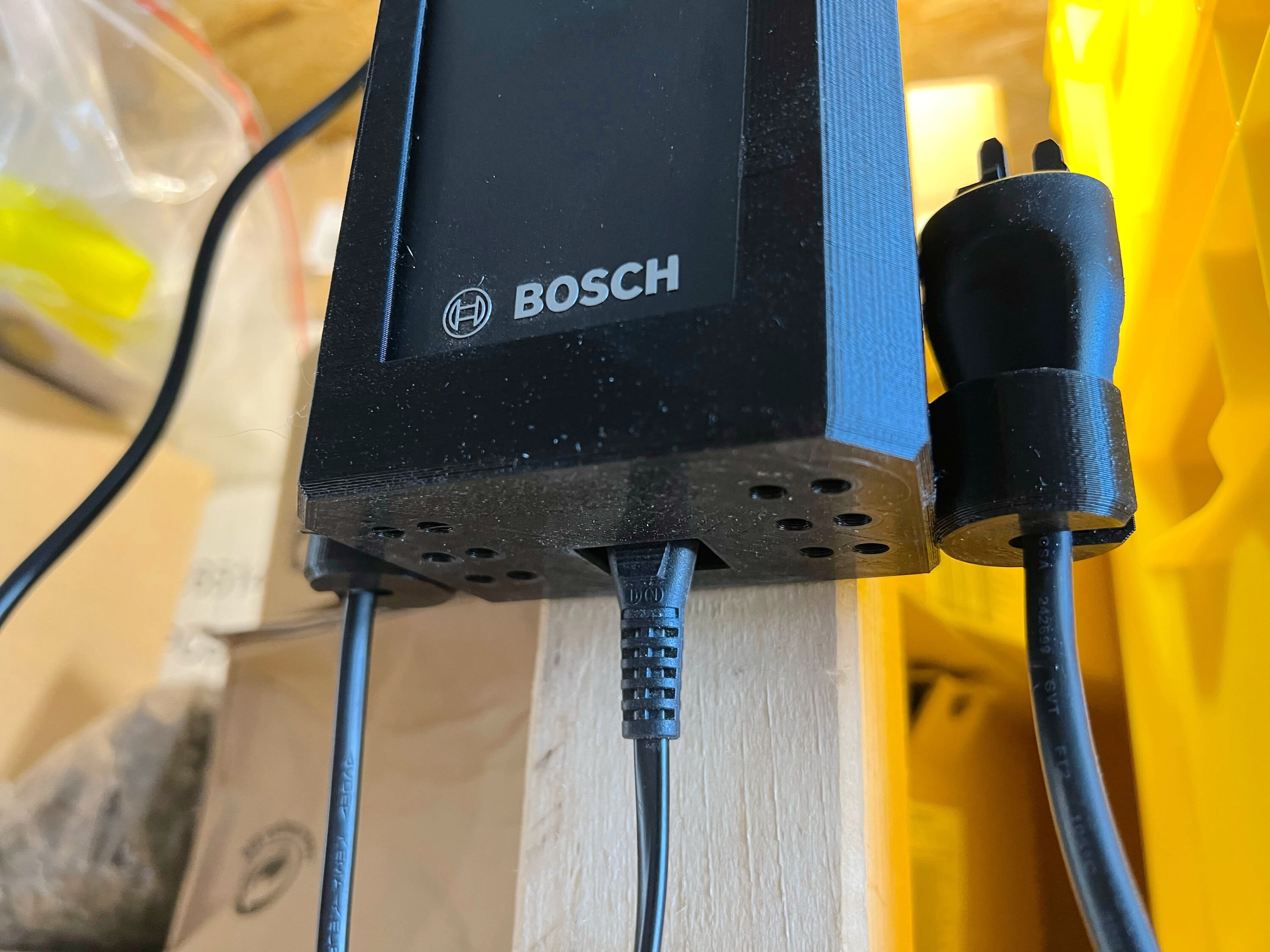 Wandhalterung kompatibel mit Bosch BSC220 eBike Ladegerät - Vorschau 3