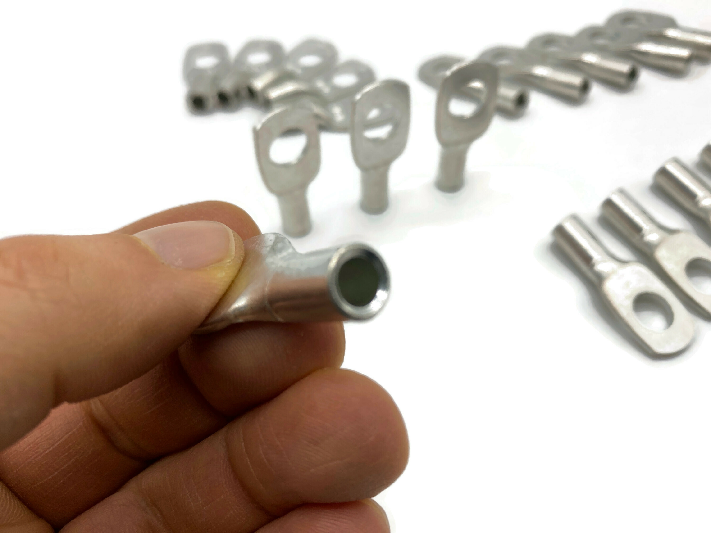 Kabelschuh 16mm2 M10 20x robuste Verbindung für Kabelquerschnitt 16mm² sicheren Anschluss - Vorschau 2