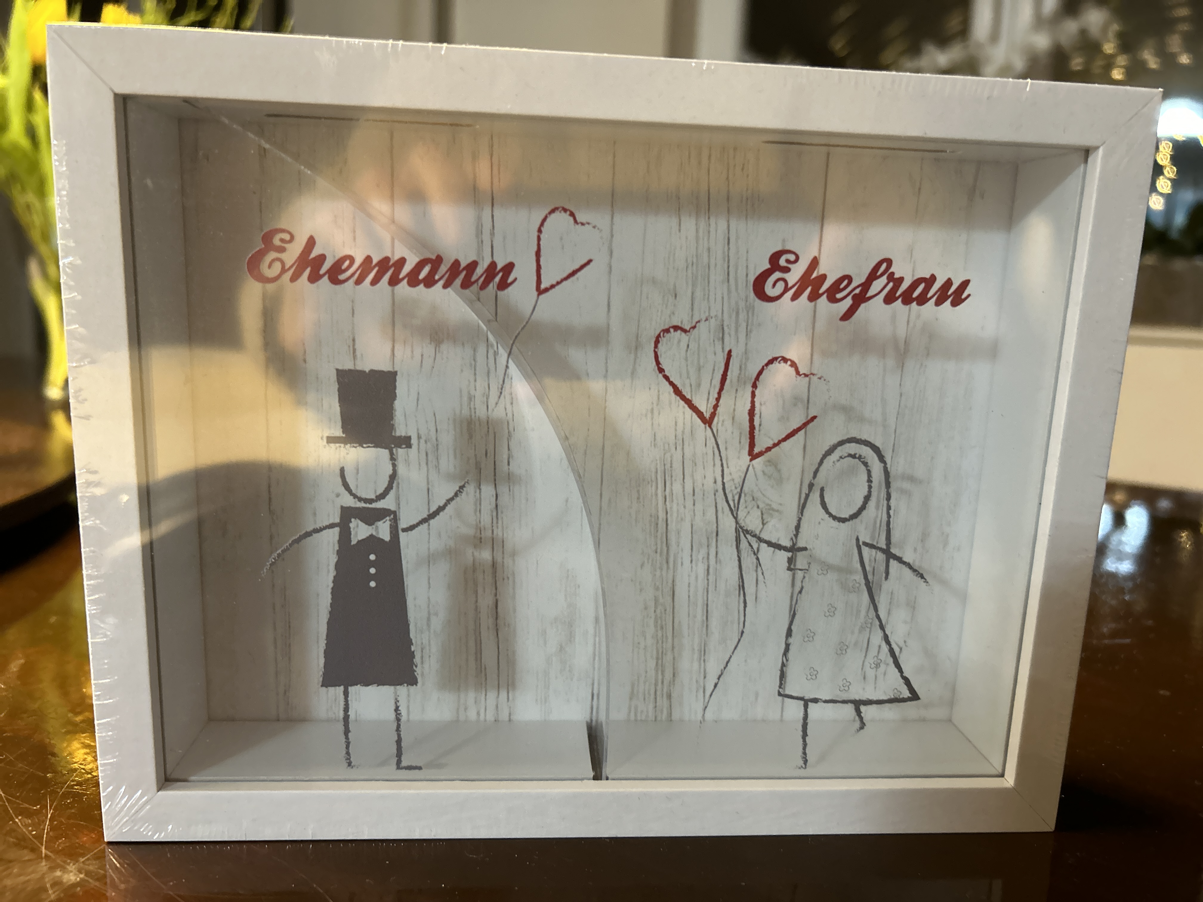 eXODA Spardose Hochzeitspaar MDF Bräutigam und Braut mit Luftballonherzen - Vorschau 3