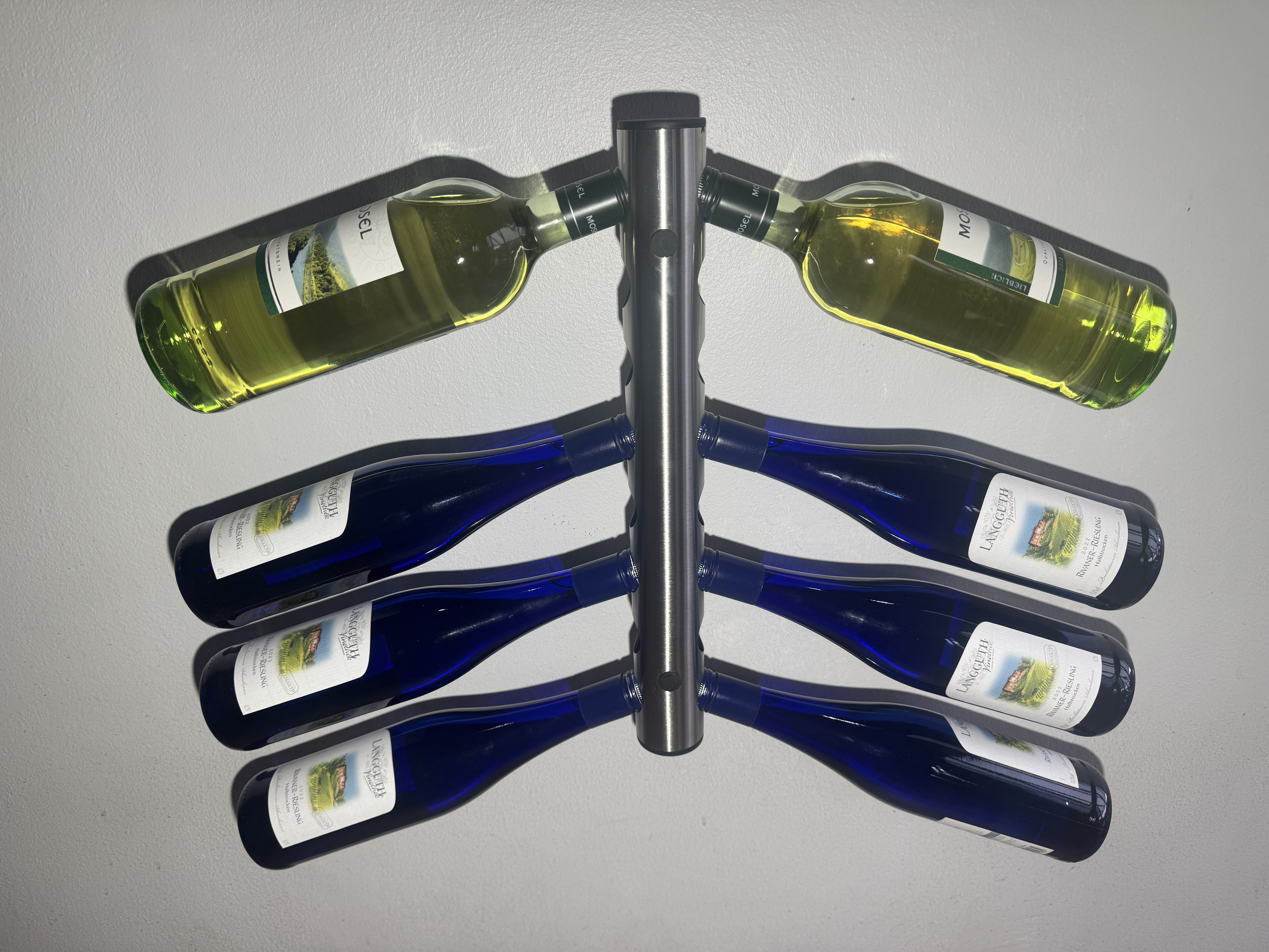 Weinregal Metall Wandmontage für bis zu 12 Flaschen aus Edelstahl in Schwarz oder Grau - Vorschau 5